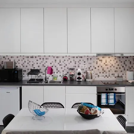 58 Apartment *