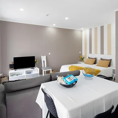 Apartment 58